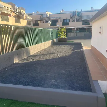Casa Montana Amarilla 60 *