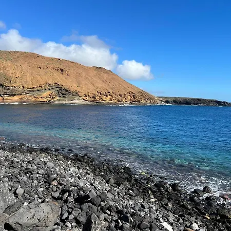 Casa Montana Amarilla 60 *