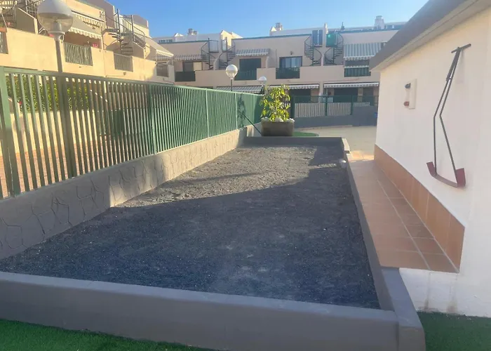 Casa Montana Amarilla 60 *